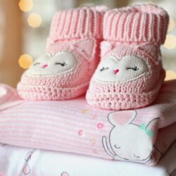 Get Your Girlfriend Fashion Focused With Baby Clothes Gift Sets