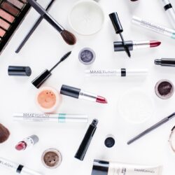 Cosmetics Packaging And Its Product